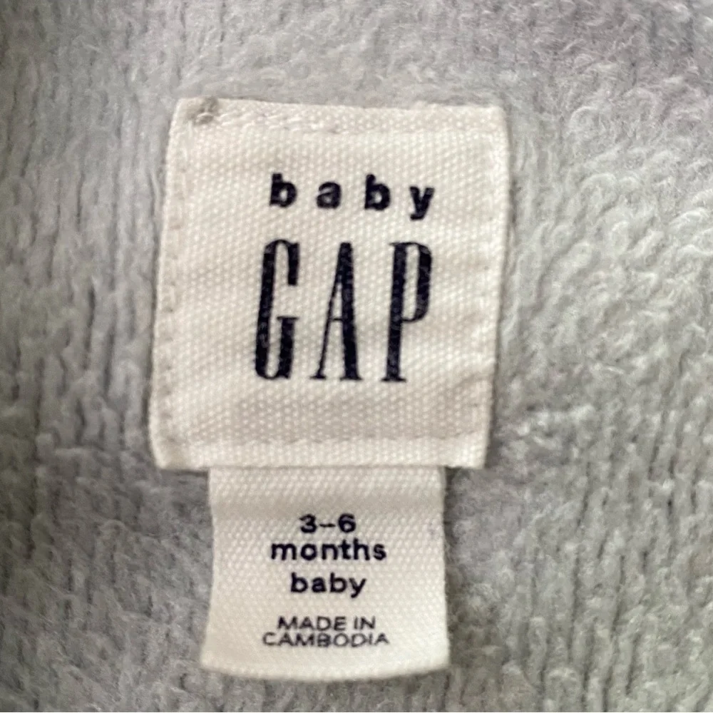 Baby Gap Gray Polar Bear One-Piece Christmas Holiday Warm Outfit 3-6 Months